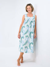 Load image into Gallery viewer, Feather Print Gathered Nightgown
