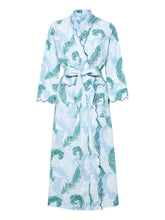 Load image into Gallery viewer, Feather Print Classic Robe