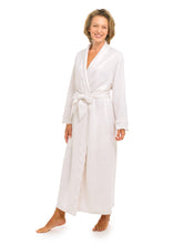 Load image into Gallery viewer, Oatmeal Quilted Classic Robe