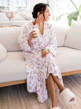 Load image into Gallery viewer, Bridal Print Classic Robe