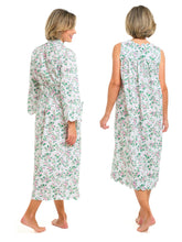 Load image into Gallery viewer, Spring Floral Bundle: Classic Robe + Gathered Nightgown
