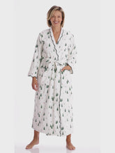 Load and play video in Gallery viewer, Ski Print Fleece-lined Classic Robe

