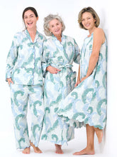 Load image into Gallery viewer, Feather Print Gathered Nightgown
