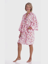 Load and play video in Gallery viewer, Pink Pagoda Short Classic Robe
