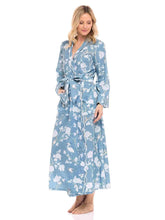 Load image into Gallery viewer, Wedgewood Blue Gardenia Classic Robe
