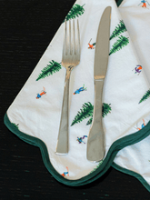 Load image into Gallery viewer, Ski Print Scalloped Napkins (set of 4)
