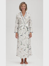 Load and play video in Gallery viewer, Birds of a Feather Print Classic Robe
